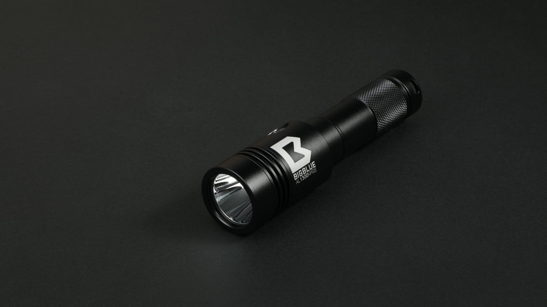 Bigblue 1300 Lumen Narrow Beam Dive Light with Green Spot Light (AL1300NPGS)