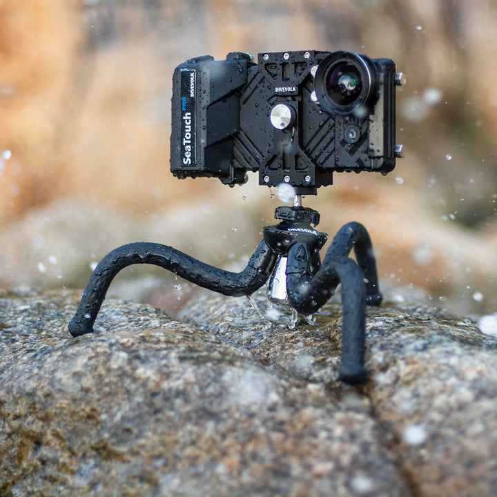 DiveVolk Underwater Flexible Tripod in use
