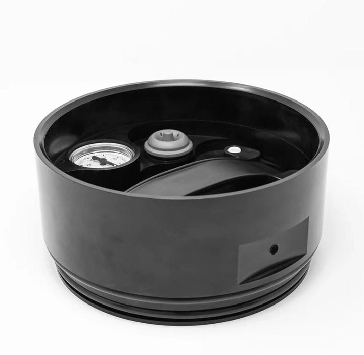Dive Xtras - BlackTip Vacuum Bulkhead