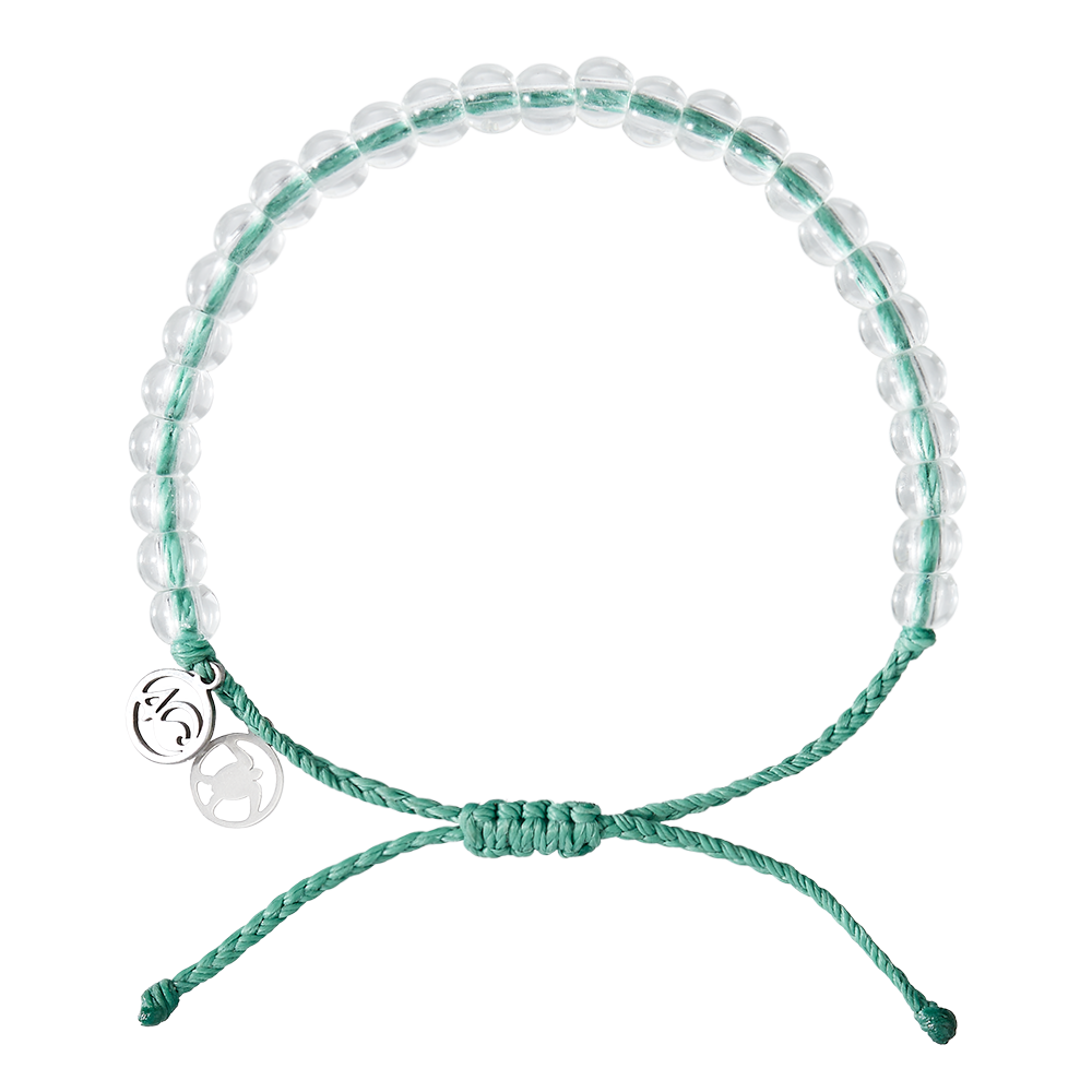 4ocean Loggerhead Sea Turtle Beaded Bracelet in sea foam green