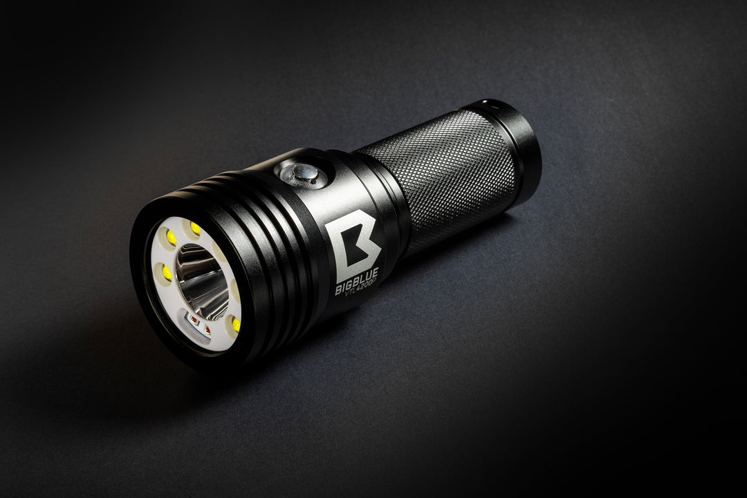 Bigblue 4200 Lumen Wide Beam + 1200 Lumen Spot Beam (VTL4200P)