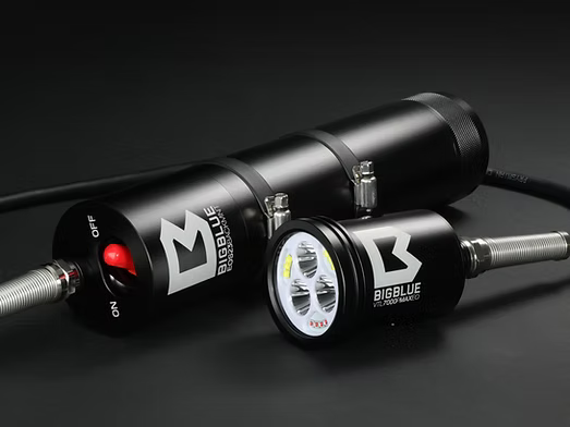 Bigblue 7000 Lumen Wide Beam + 2900 Lumen Canister Light EOS Cord - Backmount