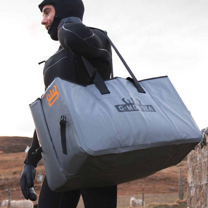 C-Monsta Structured Split Bag showing split wet/dry compartments