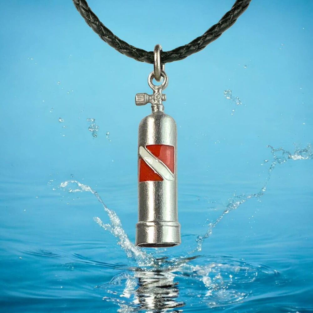 Pewter scuba tank necklace chain and pendant detail
