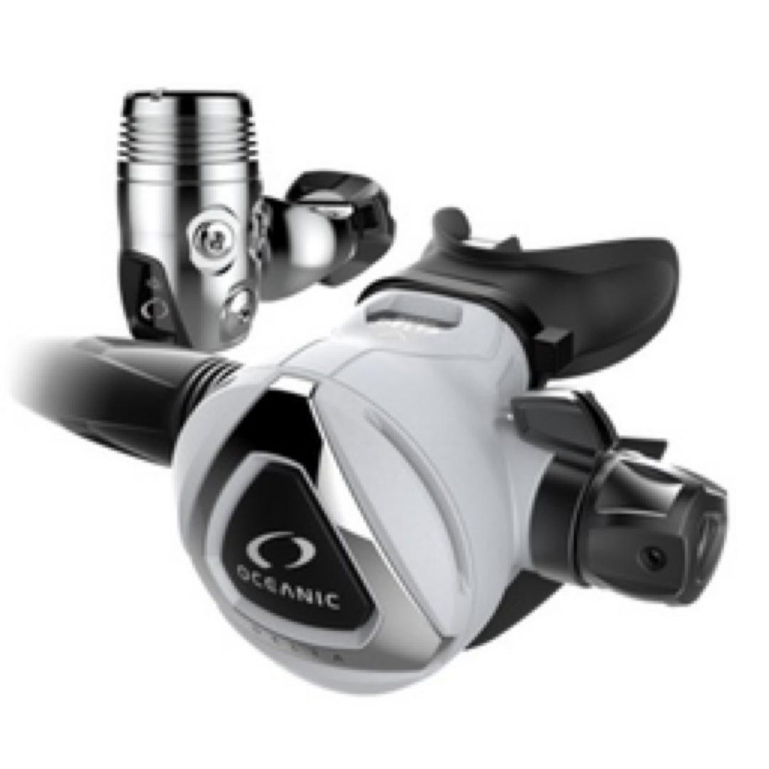 Oceanic Delta 5 EDX yoke regulator with balanced diaphragm first stage
