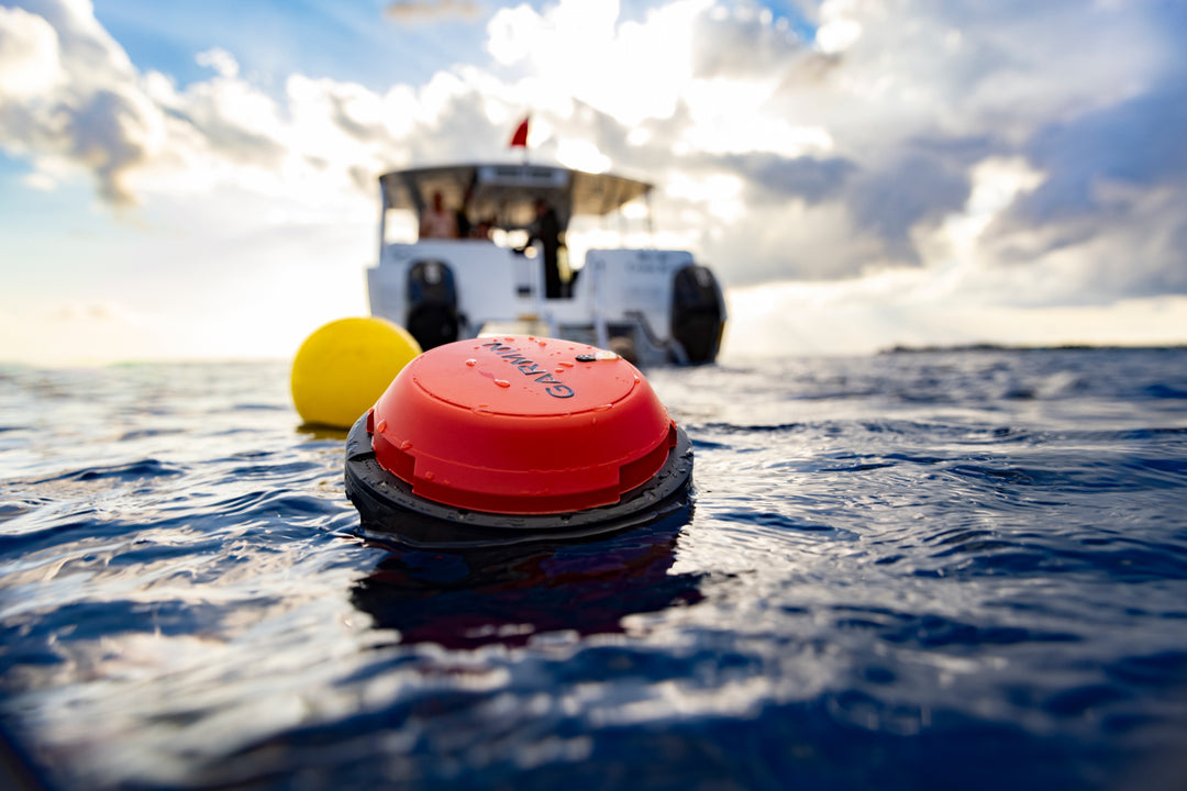 Garmin Descent S1 Buoy for real-time diver position tracking