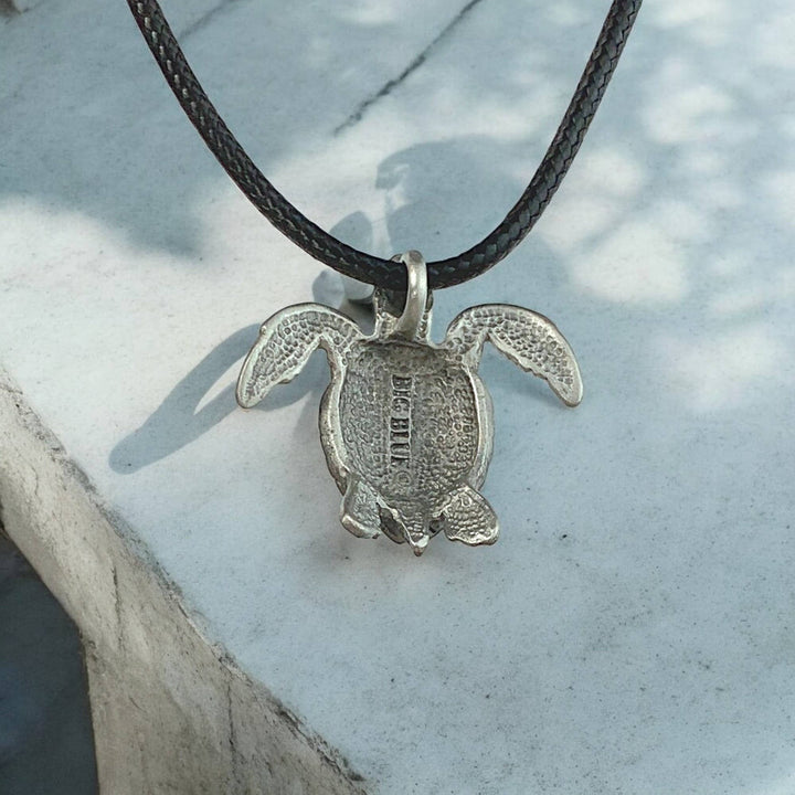 Sea Turtle Pewter Necklace 18"