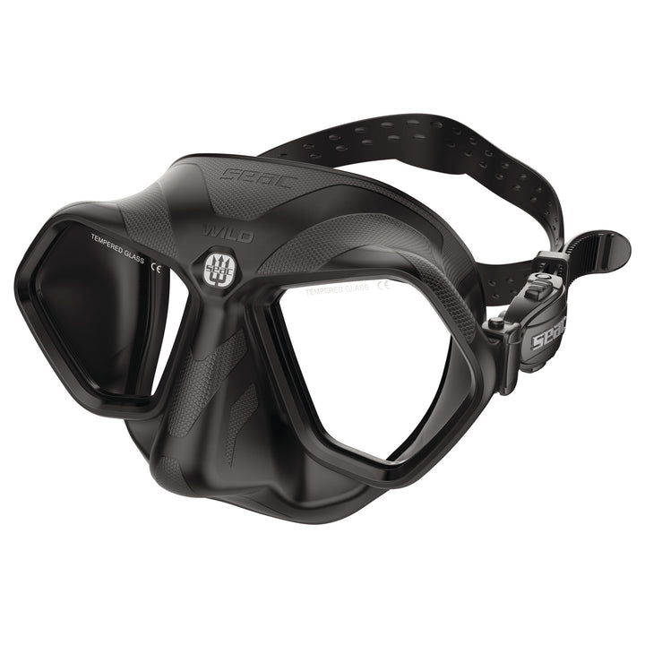 SEAC Wild mask lens and skirt profile detail